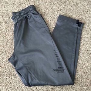 Mens Nike Joggers Size Med